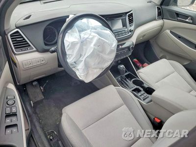 Zdjęcie 8 z 12 samochodu: 2017 HYUNDAI TUCSON SPORT VIN:KM8J33A27HU519947 - miniatura