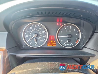 Zdjęcie 9 z 11 samochodu: 2010 BMW 535 XI VIN:WBANV9C59AC391200 - miniatura