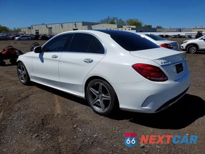 Drugie zdjęcie samochodu z przodu: 2015 MERCEDES-BENZ C 300 4MATIC VIN:55SWF4KB9FU074671 - miniatura