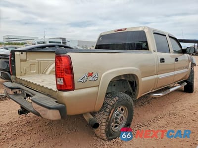 Trzecie zdjęcie samochodu z tyłu: 2005 GMC SIERRA K2500 HEAVY DUTY VIN:1GTHK23275F968428 - miniatura