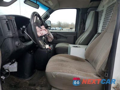 Zdjęcie 7 z 13 samochodu: 2018 CHEVROLET EXPRESS G3500 VIN:1GCZGGFG1J1234269 - miniatura