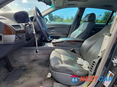 Zdjęcie 7 z 12 samochodu: 2005 BMW 745 LI VIN:WBAGN63565DS57378 - miniatura