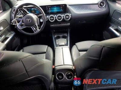 Zdjęcie 8 z 12 samochodu: 2021 MERCEDES-BENZ GLA 250 VIN:W1N4N4GB8MJ200568 - miniatura