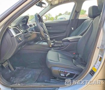 Zdjęcie 7 z 12 samochodu: 2018 BMW 320 XI VIN:WBA8A3C5XJA357641 - miniatura