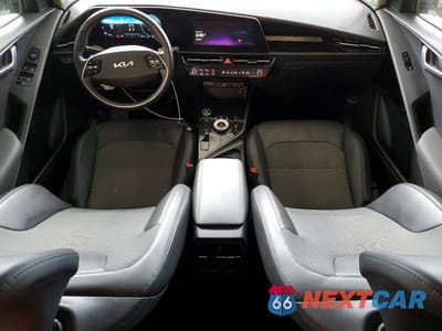 Zdjęcie 8 z 14 samochodu: 2023 KIA NIRO WIND VIN:KNDCR3L17P5072397 - miniatura