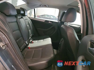 Zdjęcie 10 z 12 samochodu: 2012 VOLKSWAGEN JETTA VIN:3VWBP7AJ4DM449069 - miniatura
