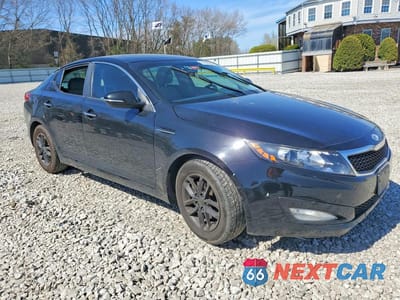 Czwarte zdjęcie samochodu z boku: 2012 KIA OPTIMA LX VIN:5XXGM4A77CG052220 - miniatura
