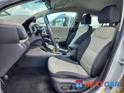Zdjęcie 7 z 13 samochodu: 2018 HYUNDAI IONIQ SEL VIN:KMHC75LC6JU065050 - miniatura