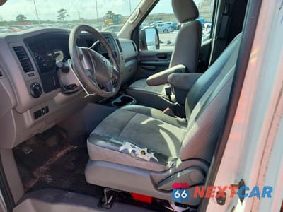 Zdjęcie 8 z 12 samochodu: 2016 NISSAN NV 1500 S VIN:1N6BF0KM2GN812367 - miniatura