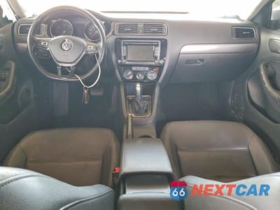 Zdjęcie 8 z 12 samochodu: 2015 VOLKSWAGEN JETTA TDI VIN:3VWLA7AJ5FM318144 - miniatura