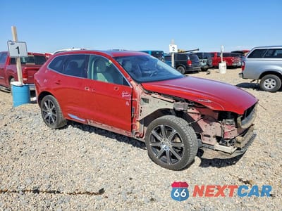 Czwarte zdjęcie samochodu z boku: 2019 VOLVO XC60 T6 INSCRIPTION VIN:LYVA22RL3KB230290 - miniatura