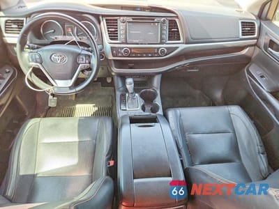 Zdjęcie 8 z 13 samochodu: 2017 TOYOTA HIGHLANDER LIMITED VIN:5TDYZRFH3HS211292 - miniatura