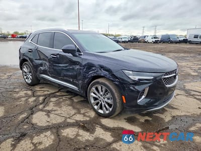 Czwarte zdjęcie samochodu z boku: 2023 BUICK ENVISION AVENIR VIN:LRBFZSR46PD080150 - miniatura