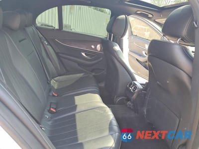 Zdjęcie 10 z 13 samochodu: 2017 MERCEDES-BENZ E 300 4MATIC VIN:WDDZF4KB9HA017208 - miniatura