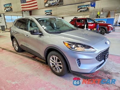 Czwarte zdjęcie samochodu z boku: 2021 FORD ESCAPE SE VIN:1FMCU9G61MUA46043 - miniatura