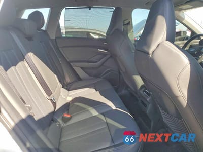 Zdjęcie 10 z 13 samochodu: 2025 AUDI Q6 E-TRON PREMIUM PLUS VIN:WA124BGF1SA020817 - miniatura