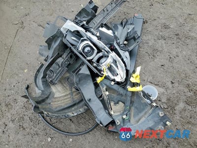 Zdjęcie 13 z 13 samochodu: 2018 BMW X5 VIN:5UXKR0C56J0X86425 - miniatura