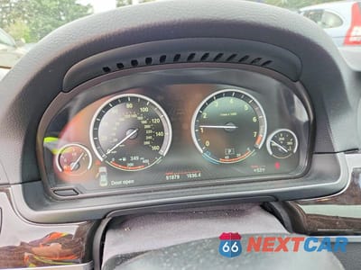 Zdjęcie 9 z 13 samochodu: 2014 BMW 535 XI VIN:WBA5B3C54ED530610 - miniatura