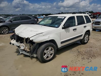 2005 JEEP GRAND CHEROKEE LAREDO 1J4GS48K55C657611 - główne zdjęcie licytacji z USA - miniatura