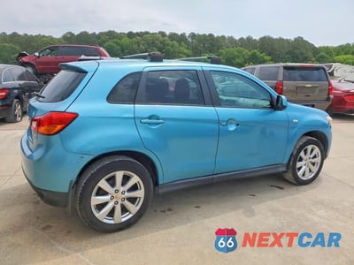 Trzecie zdjęcie samochodu z tyłu: 2014 MITSUBISHI OUTLANDER SPORT ES VIN:4A4AP3AU4EE031581 - miniatura