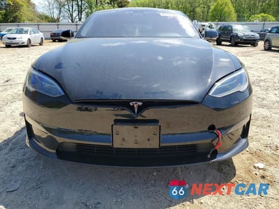 Piąte zdjęcie samochodu w środku: 2023 TESLA MODEL S VIN:5YJSA1E54PF518561 - miniatura