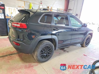 Trzecie zdjęcie samochodu z tyłu: 2014 JEEP CHEROKEE TRAILHAWK VIN:1C4PJMBS3EW131333 - miniatura