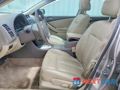Zdjęcie 7 z 12 samochodu: 2008 NISSAN ALTIMA 2.5 VIN:1N4AL21E78N411871 - miniatura