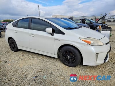 Czwarte zdjęcie samochodu z boku: 2012 TOYOTA PRIUS THREE VIN:JTDKN3DU8C1578788 - miniatura