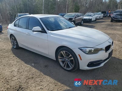 Czwarte zdjęcie samochodu z boku: 2016 BMW 320 XI VIN:WBA8A3C55GK688405 - miniatura