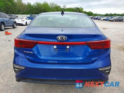 Zdjęcie 6 z 12 samochodu: 2019 KIA FORTE LXS VIN:3KPF24ADXKE089602 - miniatura