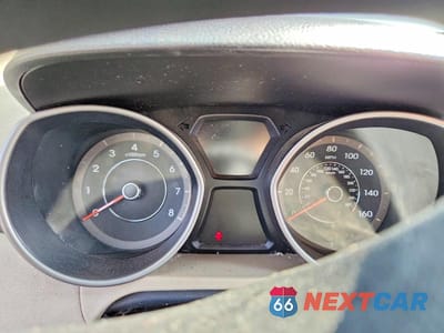 Zdjęcie 9 z 12 samochodu: 2014 HYUNDAI ELANTRA SE VIN:5NPDH4AE8EH507427 - miniatura