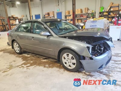 Czwarte zdjęcie samochodu z boku: 2009 HYUNDAI SONATA GLS VIN:5NPET46C99H559472 - miniatura