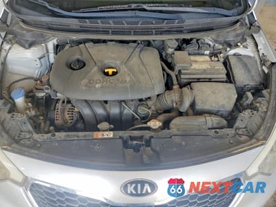 Zdjęcie 11 z 12 samochodu: 2016 KIA FORTE LX VIN:KNAFK4A67G5596524 - miniatura