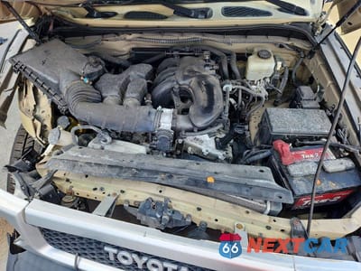 Zdjęcie 12 z 13 samochodu: 2012 TOYOTA FJ CRUISER BASE VIN:JTEBU4BF4CK145682 - miniatura
