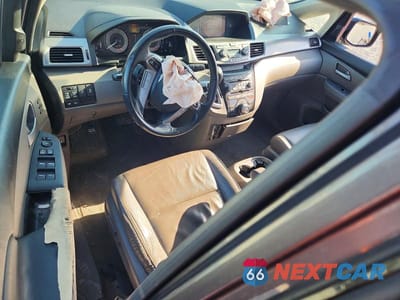 Zdjęcie 8 z 13 samochodu: 2013 HONDA ODYSSEY TOURING VIN:5FNRL5H93DB079606 - miniatura