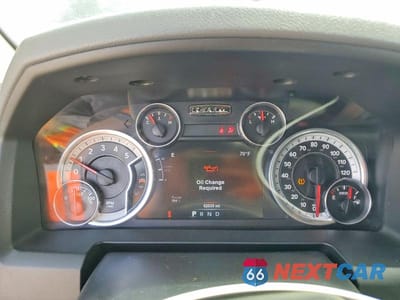 Zdjęcie 9 z 12 samochodu: 2015 RAM 1500 SLT VIN:1C6RR6LM6FS621391 - miniatura