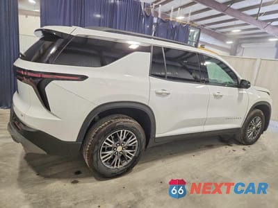 Trzecie zdjęcie samochodu z tyłu: 2024 CHEVROLET TRAVERSE LT VIN:1GNERGKS3RJ187820 - miniatura