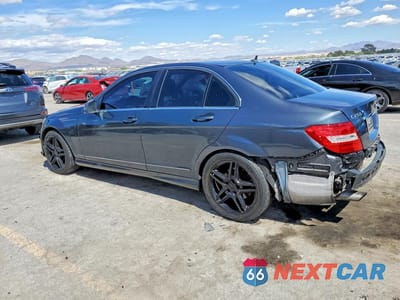 Drugie zdjęcie samochodu z przodu: 2013 MERCEDES-BENZ C 250 VIN:WDDGF4HB6DA872411 - miniatura