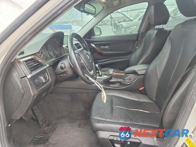 Zdjęcie 7 z 12 samochodu: 2015 BMW 328 XI SULEV VIN:WBA3B5G51FNS16213 - miniatura