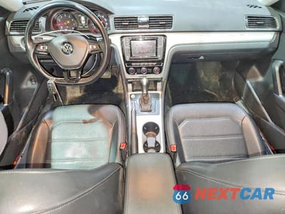 Zdjęcie 8 z 12 samochodu: 2019 VOLKSWAGEN PASSAT WOLFSBURG VIN:1VWLA7A31KC006013 - miniatura