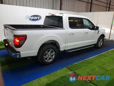 Trzecie zdjęcie samochodu z tyłu: 2025 FORD F150 XLT VIN:1FTEW3KP6SKE14374 - miniatura