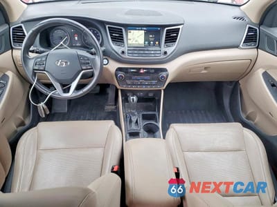 Zdjęcie 8 z 13 samochodu: 2017 HYUNDAI TUCSON LIMITED VIN:KM8J33A26HU337186 - miniatura