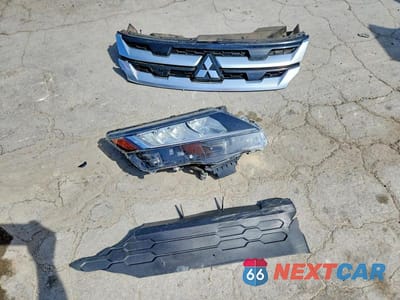 Zdjęcie 13 z 14 samochodu: 2022 MITSUBISHI OUTLANDER SPORT ES VIN:JA4ARUAU9NU007820 - miniatura