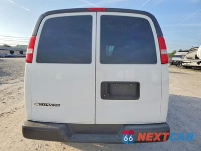 Zdjęcie 6 z 12 samochodu: 2019 CHEV EXPRESS G2500 VIN:1GCWGAFP2K1367866 - miniatura