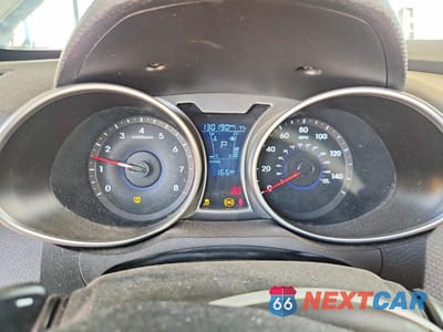 Zdjęcie 9 z 13 samochodu: 2017 HYUNDAI VELOSTER BASE VIN:KMHTC6AD4HU311553 - miniatura