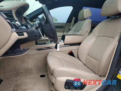 Zdjęcie 7 z 12 samochodu: 2013 BMW 750 LI VIN:WBAYE8C57DD133456 - miniatura