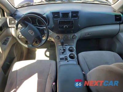 Zdjęcie 8 z 12 samochodu: 2010 TOYOTA HIGHLANDER BASE VIN:JTEZA3EH1A2009196 - miniatura