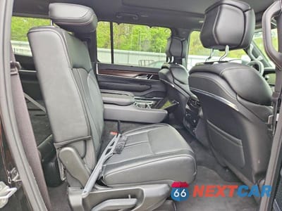 Zdjęcie 11 z 14 samochodu: 2023 JEEP GRAND WAGONEER SERIES I VIN:1C4SJVEJ3PS550280 - miniatura