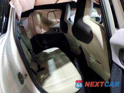 Zdjęcie 11 z 14 samochodu: 2025 MINI COOPER S VIN:WMW53GD08S2W88625 - miniatura
