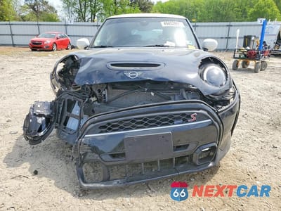 Piąte zdjęcie samochodu w środku: 2024 MINI COOPER S VIN:WMW53DH0XR2V57621 - miniatura